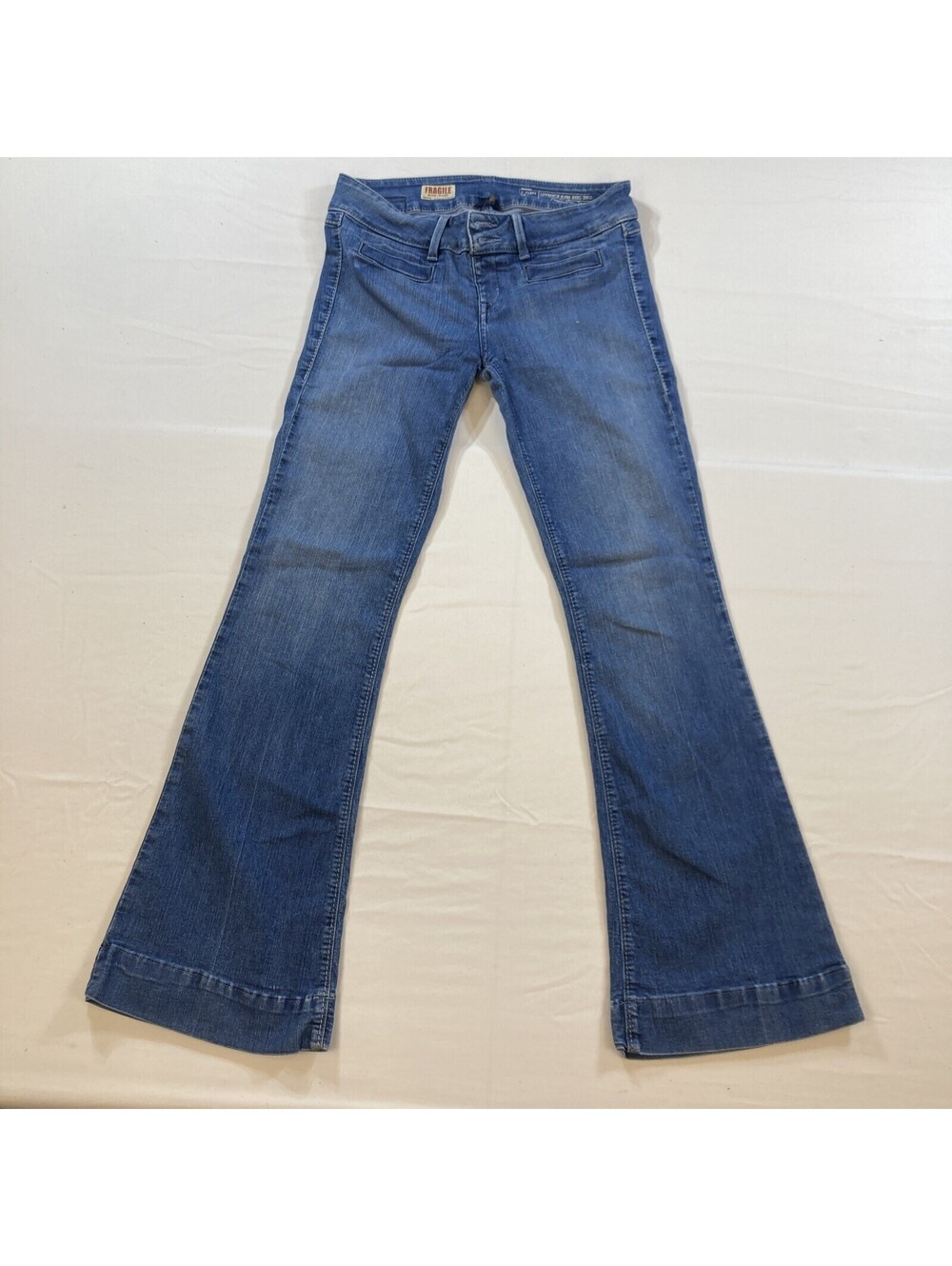 Fragile Juniors Size Large Wash Loveable High Heel Bell Pull On Blue Jeans EUC
